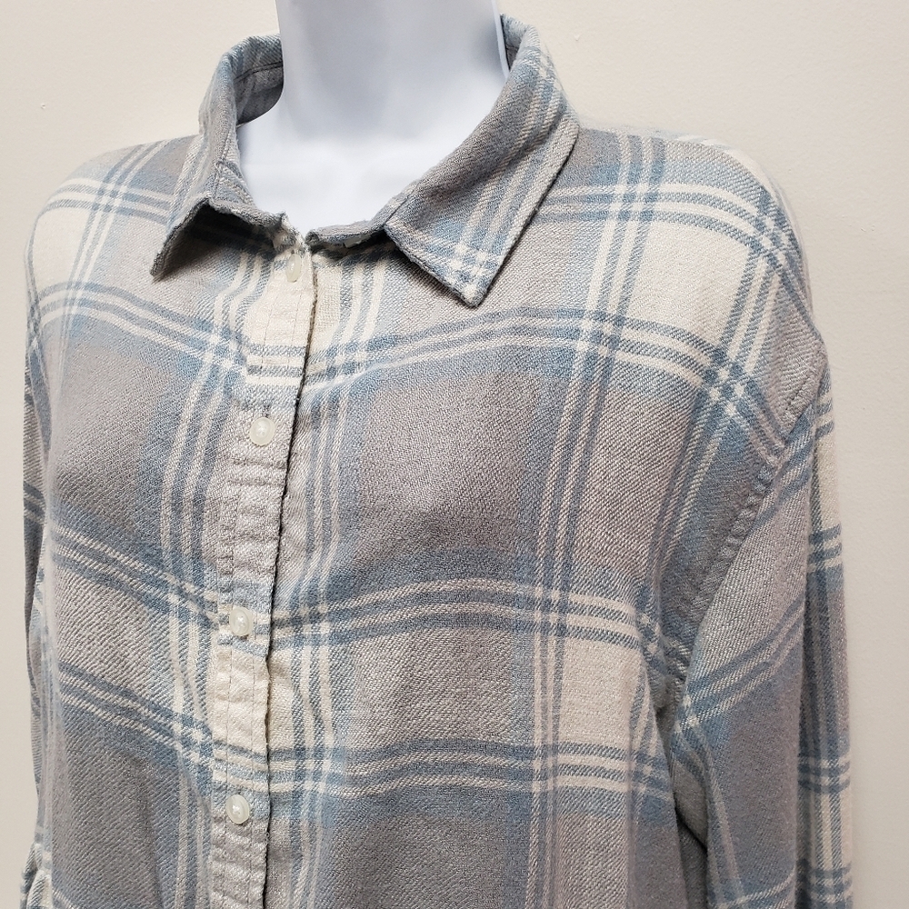 American Eagle Womens Babydoll Soft Oversized Flannel Button Top Size Medium - Picture 3 of 6